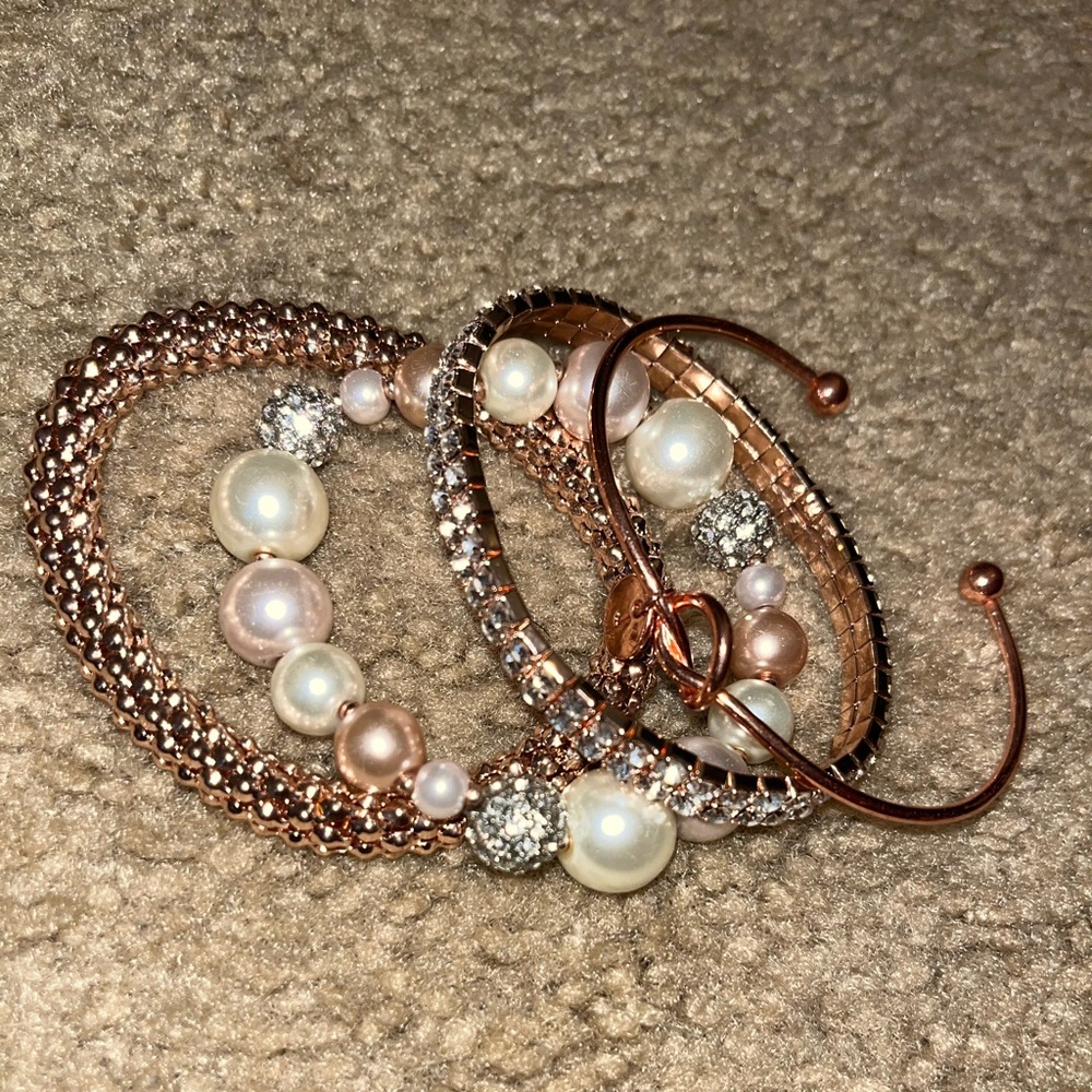Bracelet set brand new
